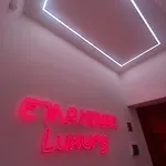 Etna House Luxury Con Giardino E Vasca Idromassaggio Διαμέρισμα Linguaglossa
