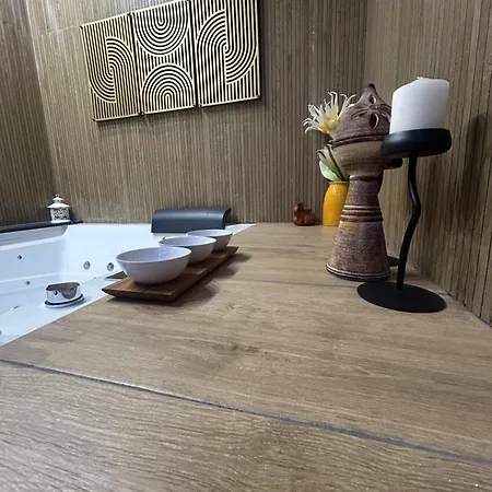 Etna House Luxury Con Giardino E Vasca Idromassaggio Διαμέρισμα
